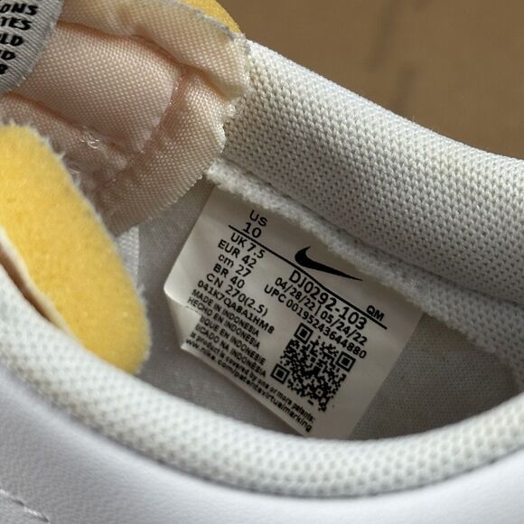 Nike Women's Blazer Low Platform Size 10 White/Pink DJ0292-103 Casual - Picture 7 of 7